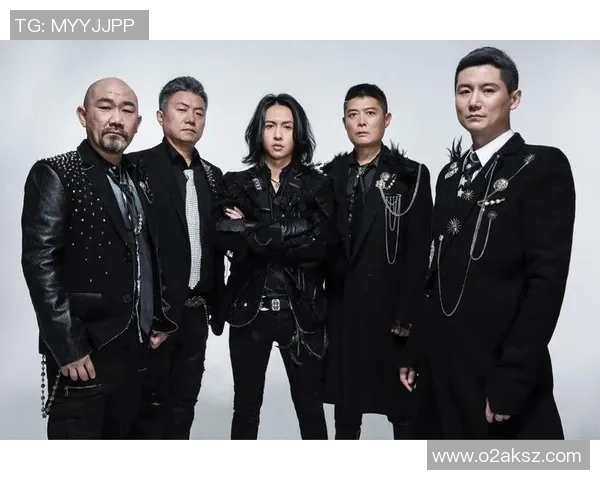 黑豹足球巨星传奇人生与赛场辉煌成就全景深度解析 黑豹足球巨星传奇人生与赛场辉煌成就全景深度解析