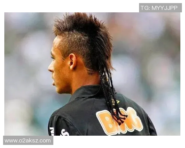 足球球星外貌解析：从发型到着装，探索他们的独特魅力与个性展现